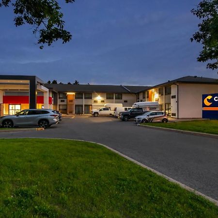 Comfort Inn West Оттава Екстер'єр фото