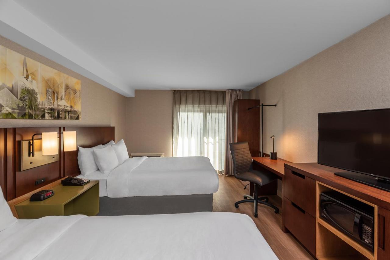 Comfort Inn West Оттава Екстер'єр фото