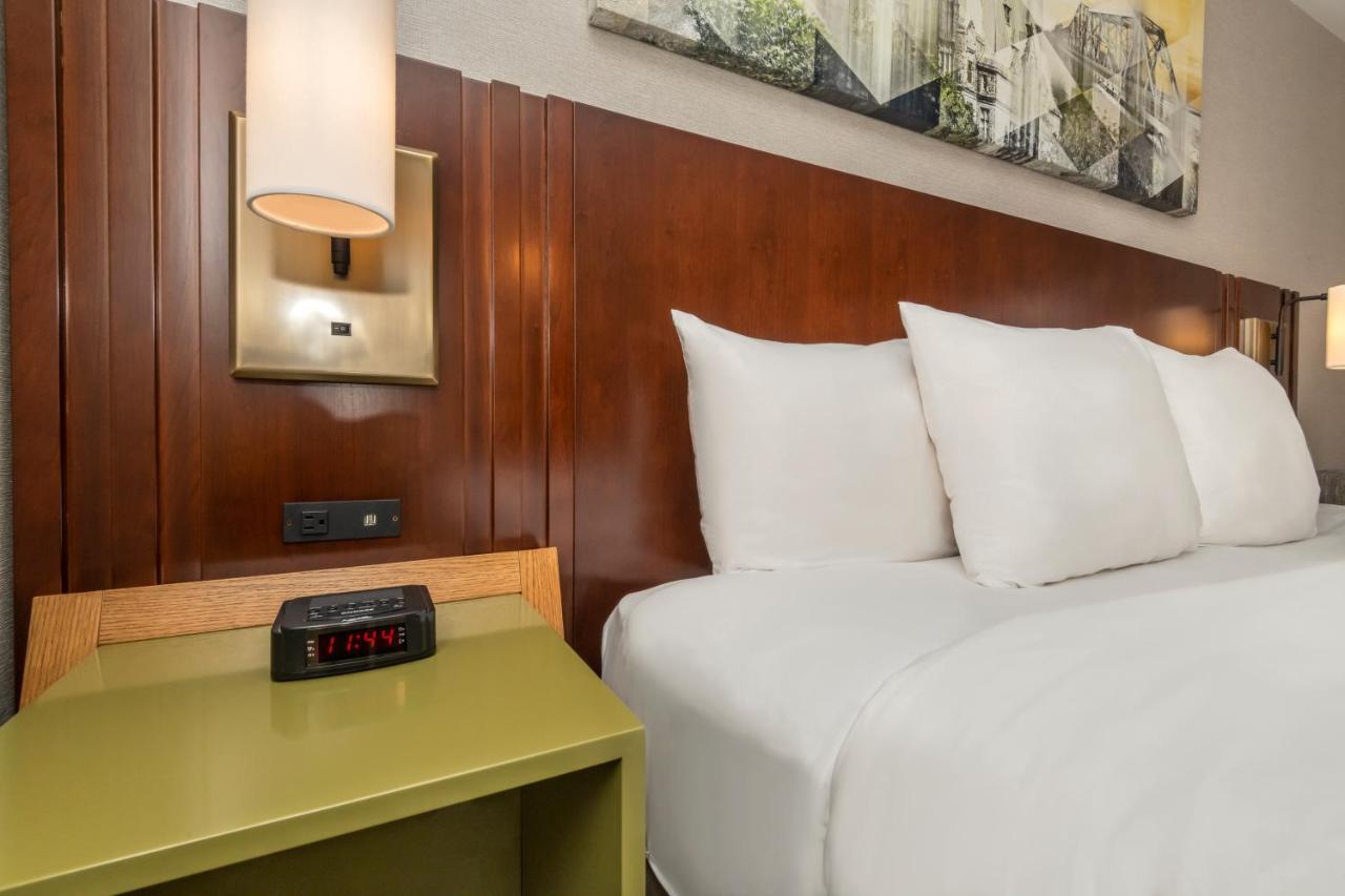 Comfort Inn West Оттава Екстер'єр фото
