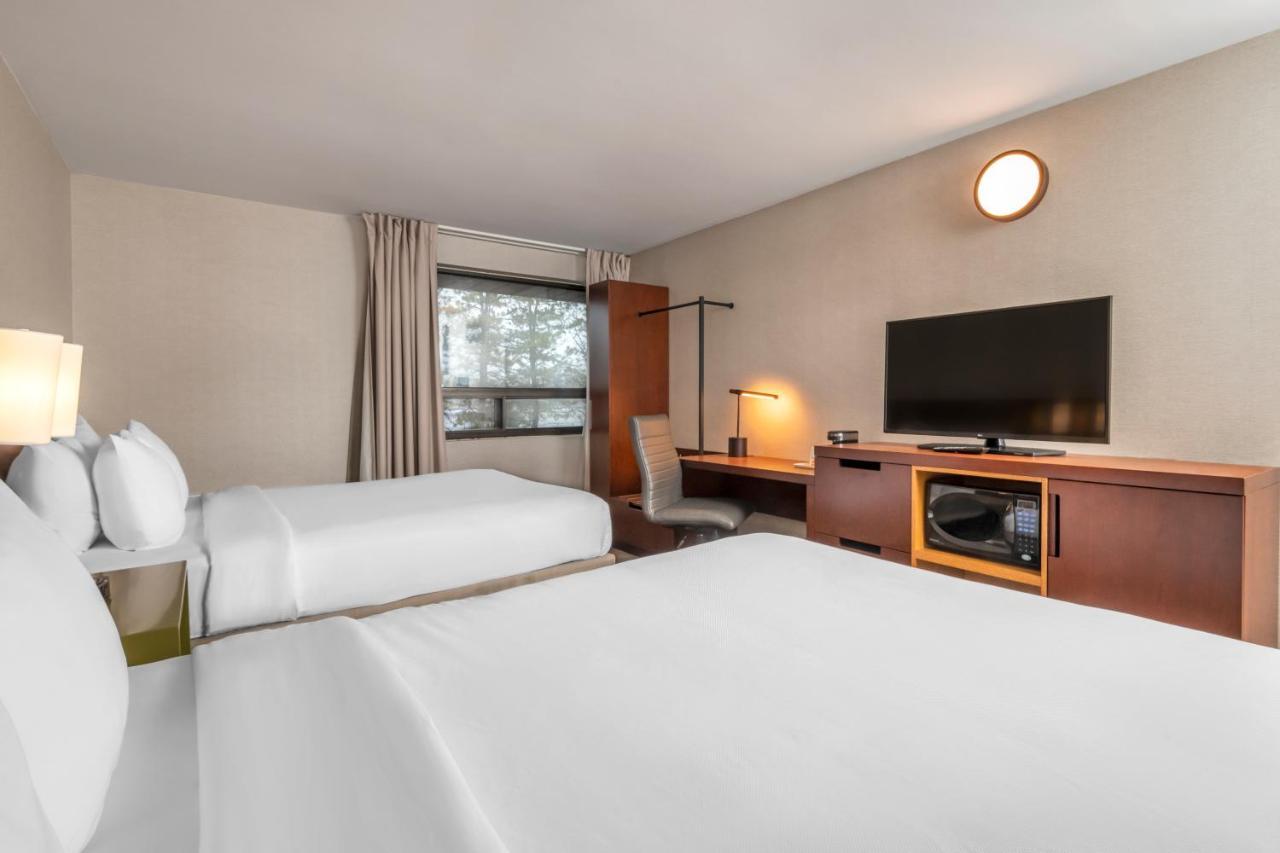 Comfort Inn West Оттава Екстер'єр фото