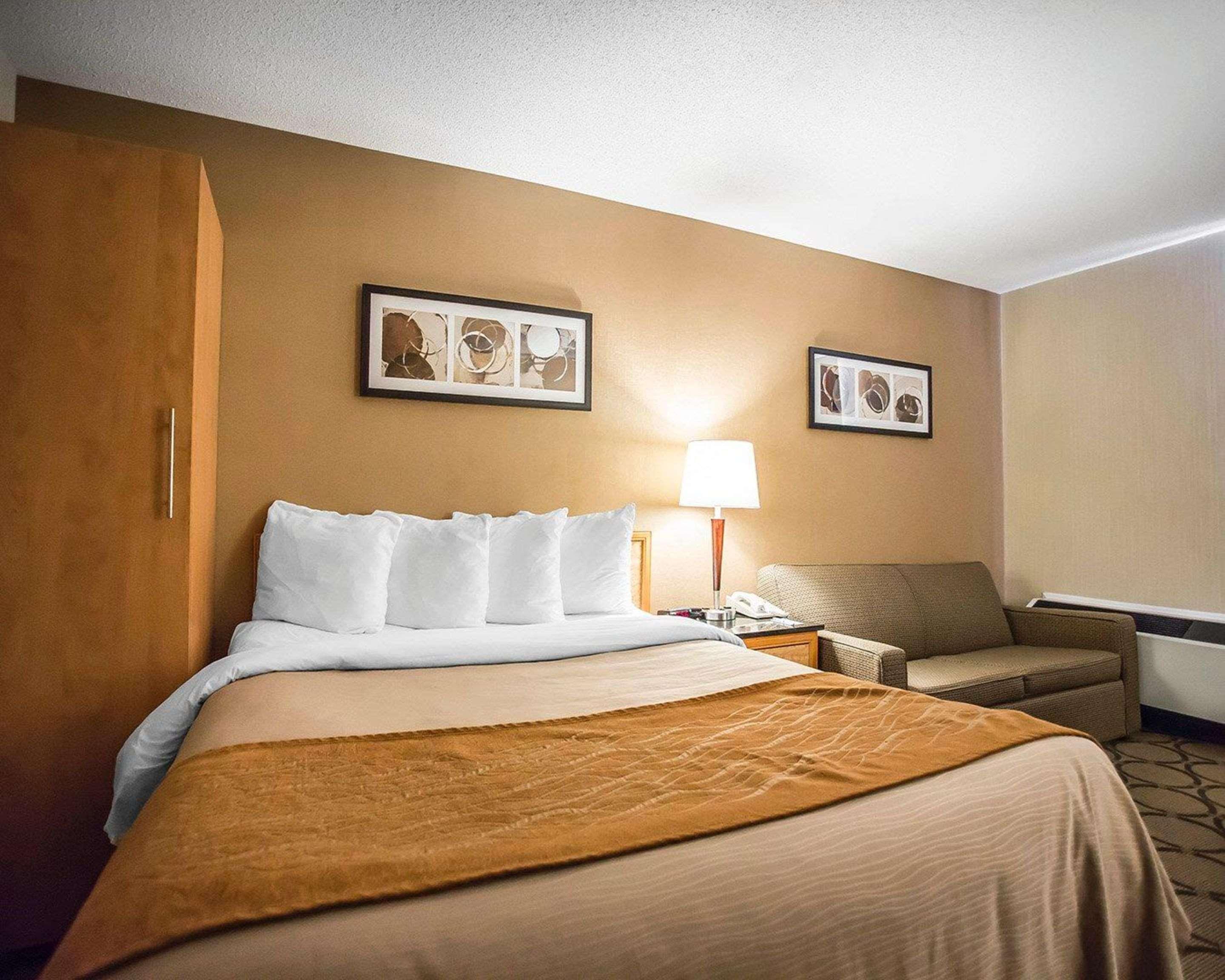 Comfort Inn West Оттава Екстер'єр фото