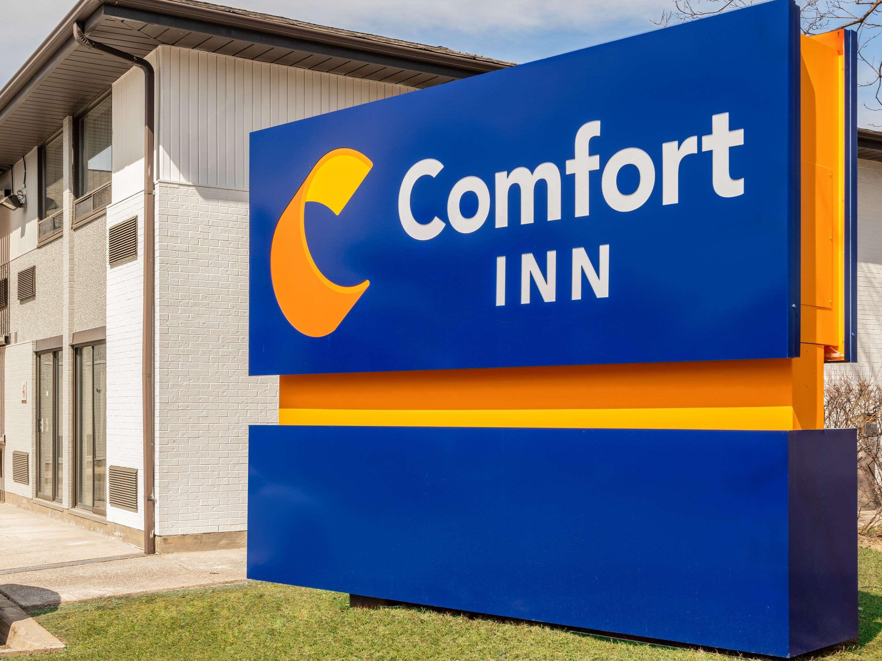 Comfort Inn West Оттава Екстер'єр фото