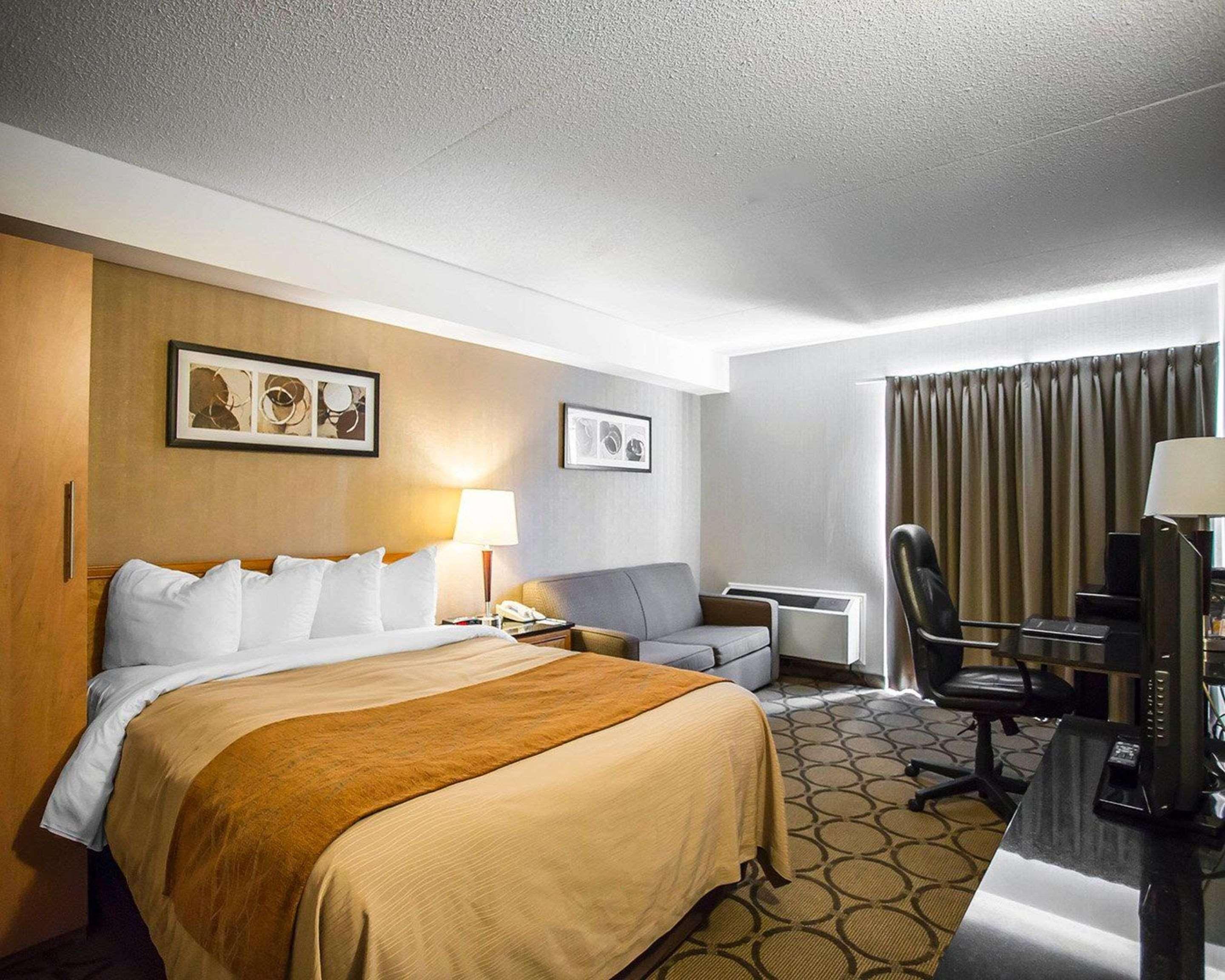 Comfort Inn West Оттава Екстер'єр фото